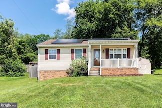 3229 Grandview Rd, Hanover, PA 17331