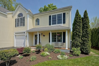 32 Weare Rd, Seabrook, NH 03874