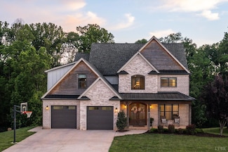 951 Leander Dr, Forest, VA 24551