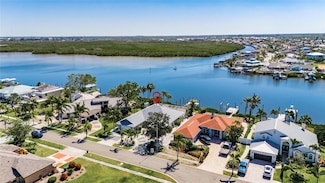 6603 Seabird Way, Apollo Beach, FL 33572