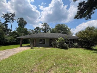 132 Nalley Dr, Pineville, LA 71360
