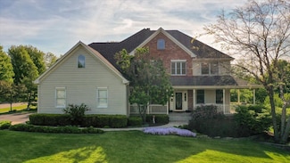 896 Black Walnut Dr, Sugar Grove, IL 60554