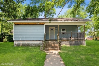 311 N Walnut St, Momence, IL 60954