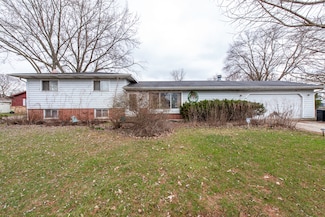 26147 W Channel Ave, Antioch, IL 60002