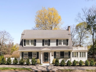 44 Grove Hill Ave, Newtonville, MA 02460