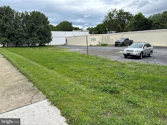 329 S Queen St, Martinsburg, WV 25401
