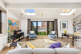 15 Jones St Unit 6A, New York, NY 10014