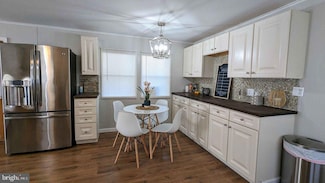 1976 N East Ave Unit 32, Vineland, NJ 08360