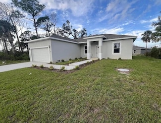 302 Albatross Rd, Rotonda West, FL 33947