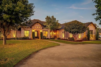 1204 E Scandinavian Ct, Granbury, TX 76048