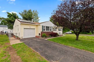 116 Crest Ave, East Haven, CT 06513