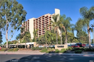 24055 Paseo Del Lago Unit 201, Laguna Woods, CA 92637