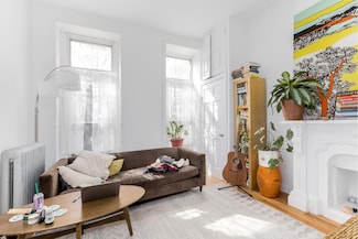 381 Macon St Unit 2, Brooklyn, NY 11233