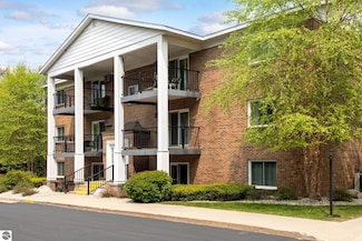 525 Georgetown Dr Unit 61, Traverse City, MI 49684
