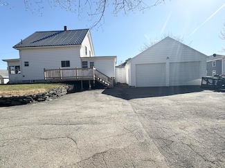 2 Western Ave, East Millinocket, ME 04430