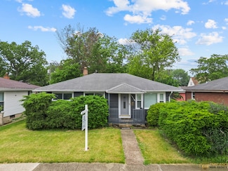 1718 Elizabeth Ave, North Chicago, IL 60064