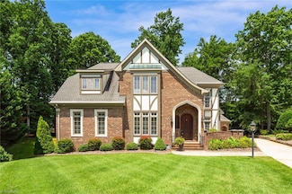 5 Postbridge Ct, Greensboro, NC 27407