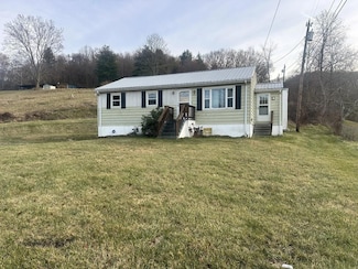 126 R L Ln, Bluefield, WV 24701