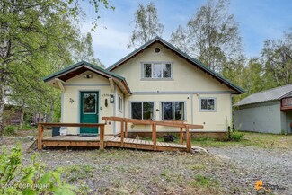 13706 E 1st St, Talkeetna, AK 99676