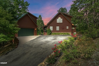 4534 Whetstone Rd, Sevierville, TN 37862