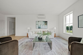 105 Sea St Unit 203, Quincy, MA 02169