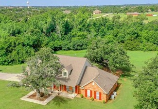 757 S Morgan Ave, Blanchard, OK 73010