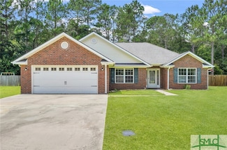 306 Carson St NE, Ludowici, GA 31316