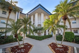 1828 Pine Valley Dr Unit 310, Fort Myers, FL 33907