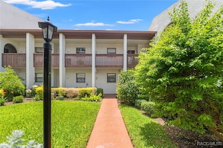 7614 Radcliffe Cir Unit 202B, Port Richey, FL 34668