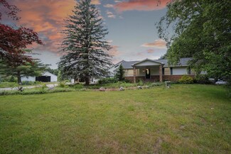 3780 Hawkins Rd, Jackson, MI 49201