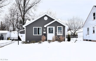 236 E 284th St, Willowick, OH 44095