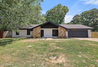 100 Cedarwood Dr, Jackson, MS 39212