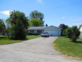 199 E Nelson Dr, Milford, IN 46542