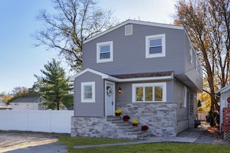 64 Bergen Ave, North Middletown, NJ 07748