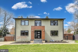 11305 Soward Dr, Kensington, MD 20895