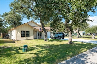 13 W Lake Dr, Rockport, TX 78382