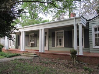 208 Hartford Rd E, Fort Gaines, GA 39851