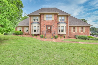 145 Dekewood Dr, Old Hickory, TN 37138