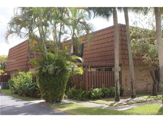 813 SW 119th Way Unit 813, Davie, FL 33325