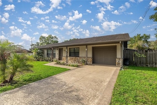 5720 SE 20th St, Ocala, FL 34480