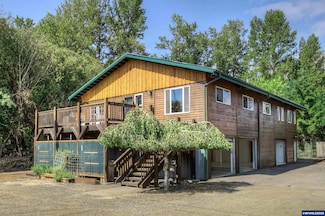 1750 SW Edging Dr, Corvallis, OR 97333