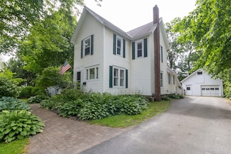 34 Judson St, Canton, NY 13617