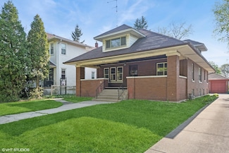 614 Monroe Ave, River Forest, IL 60305