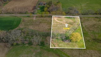2308 W 112th St, Grant, MI 49327