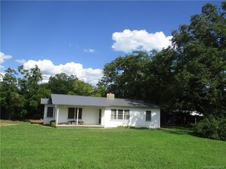 274 Harvey Logan Rd, Bostic, NC 28018