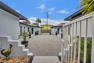 220 Walton Blvd Unit 8, West Palm Beach, FL 33405
