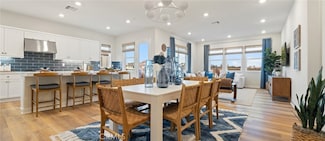 27210 Cranmore Way Unit 302, Valencia, CA 91381