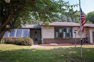 1804 Bunker Ln, Eau Claire, WI 54701
