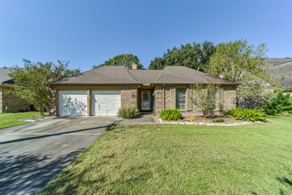 16439 Dunmoor Dr, Houston, TX 77059
