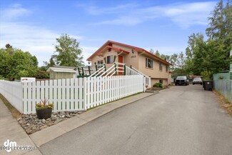 1515 Valarian St, Anchorage, AK 99508